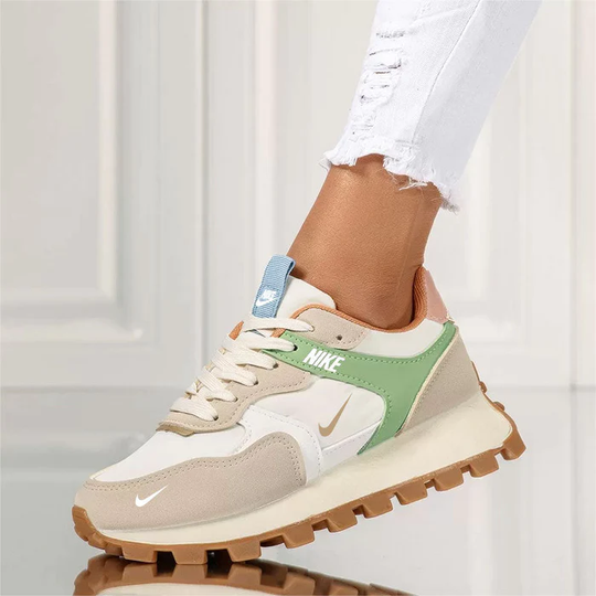 Women’s Sneakers