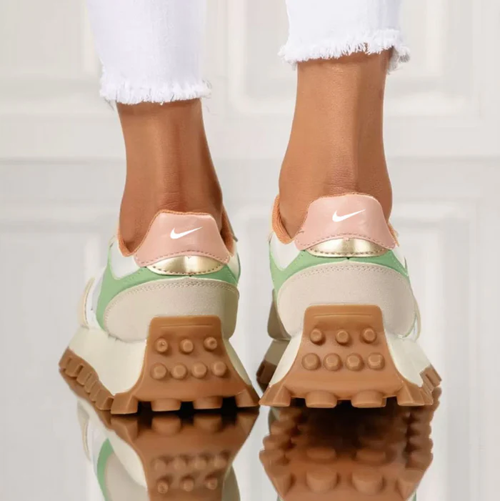 Women’s Sneakers