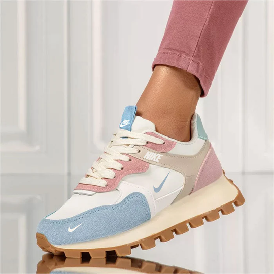 Women’s Sneakers